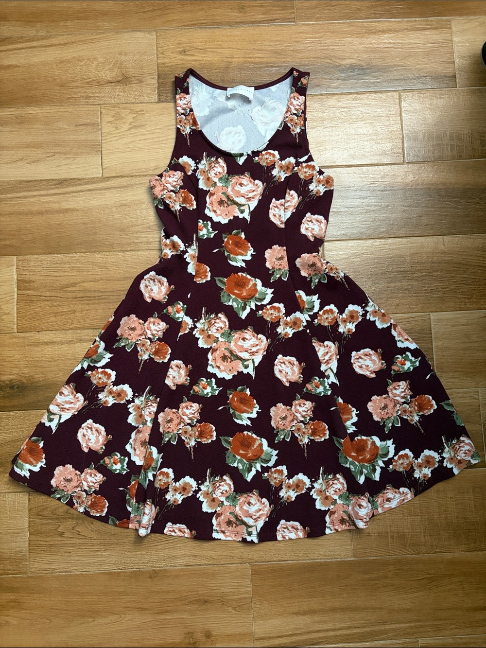 French Grey Women's Medium Floral Dress in Burgundy with Pink Roses